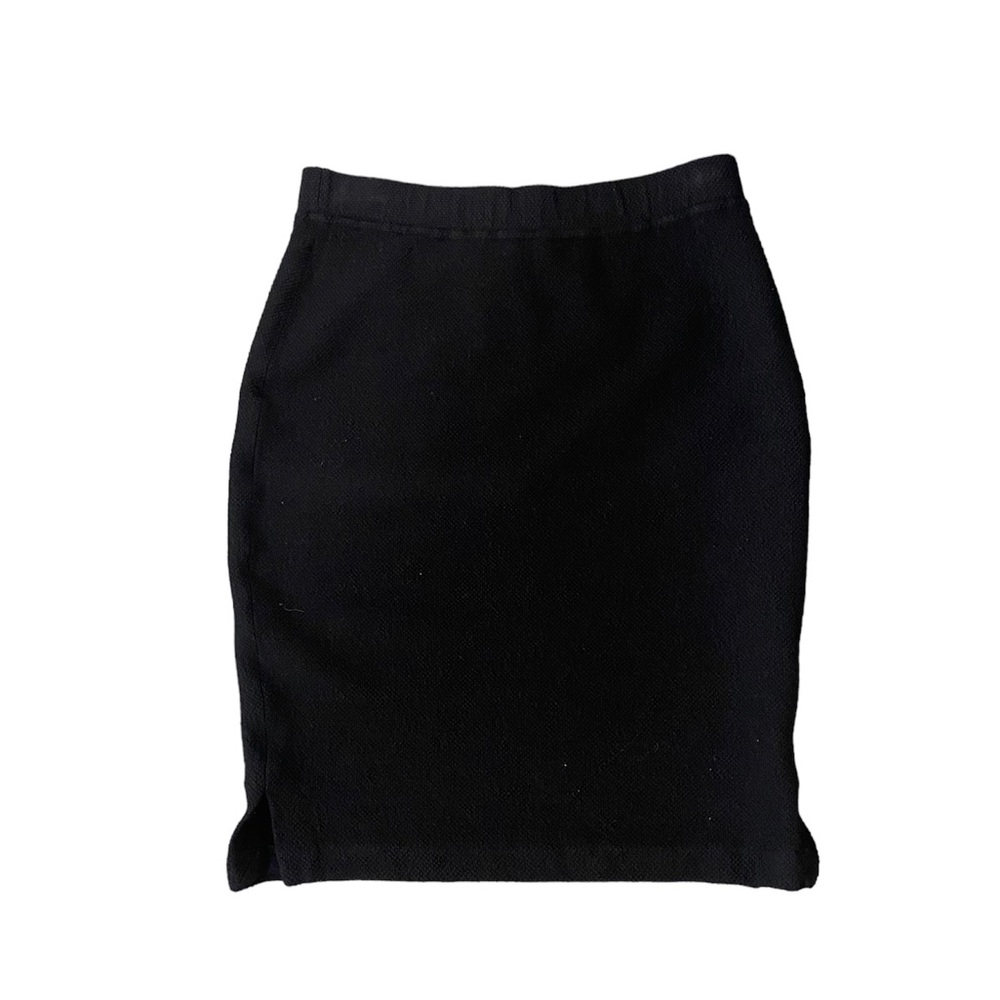 ST. John black knit skirt